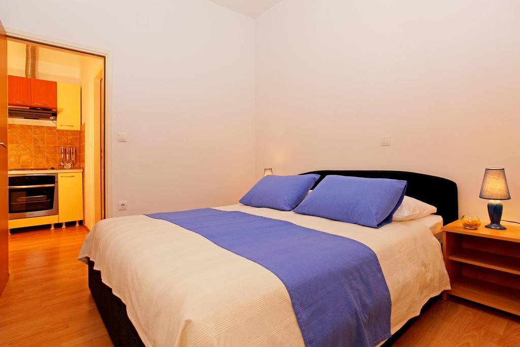 Guest House Kod Peskarije فيلا لوكا الغرفة الصورة