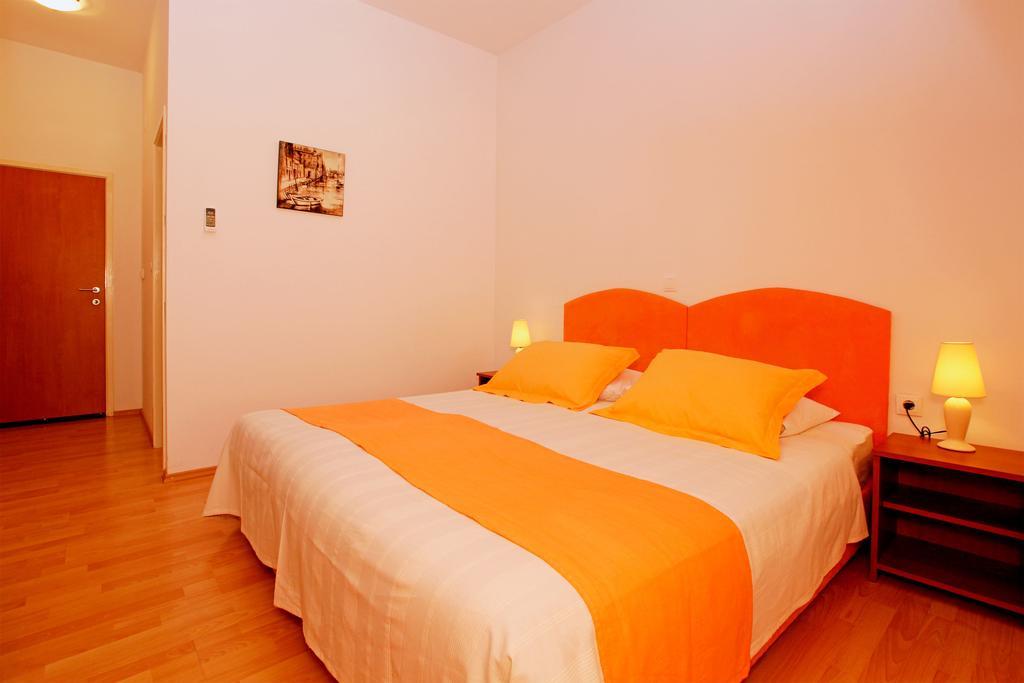 Guest House Kod Peskarije فيلا لوكا الغرفة الصورة